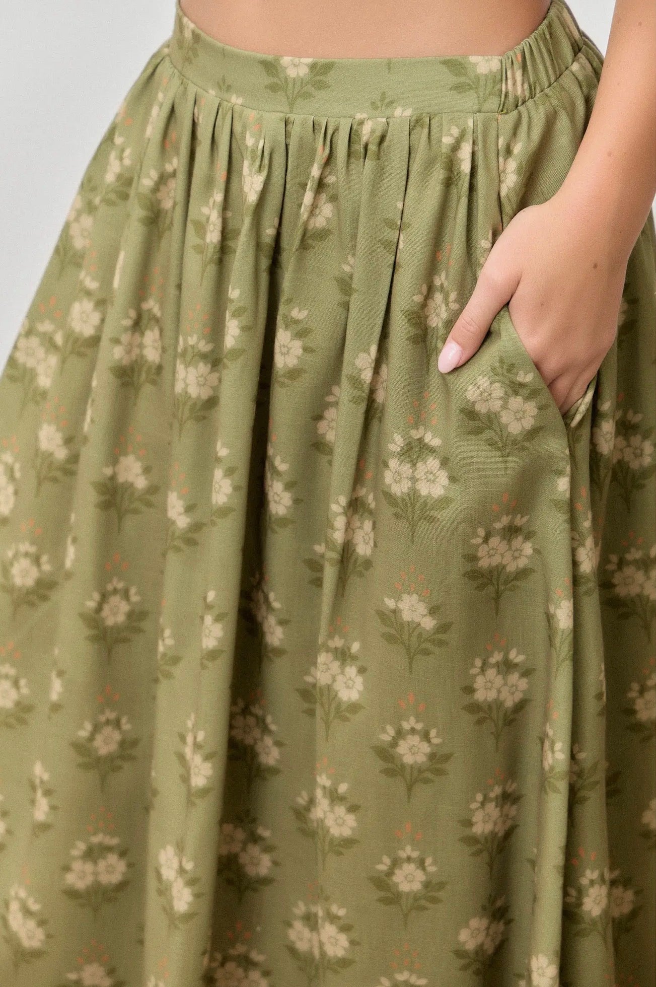 Bella Floral Print Elastic Waist Midi Skirt