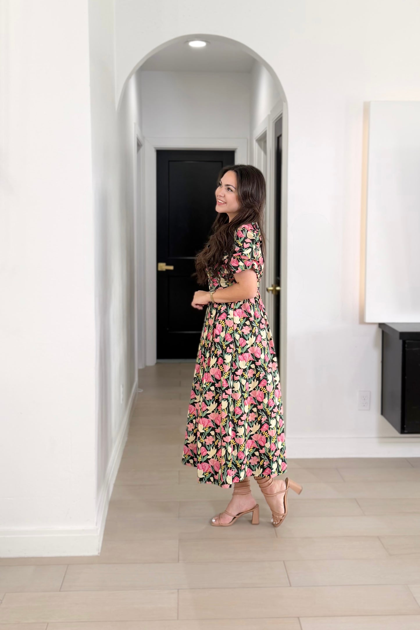 Lea floral dress in black