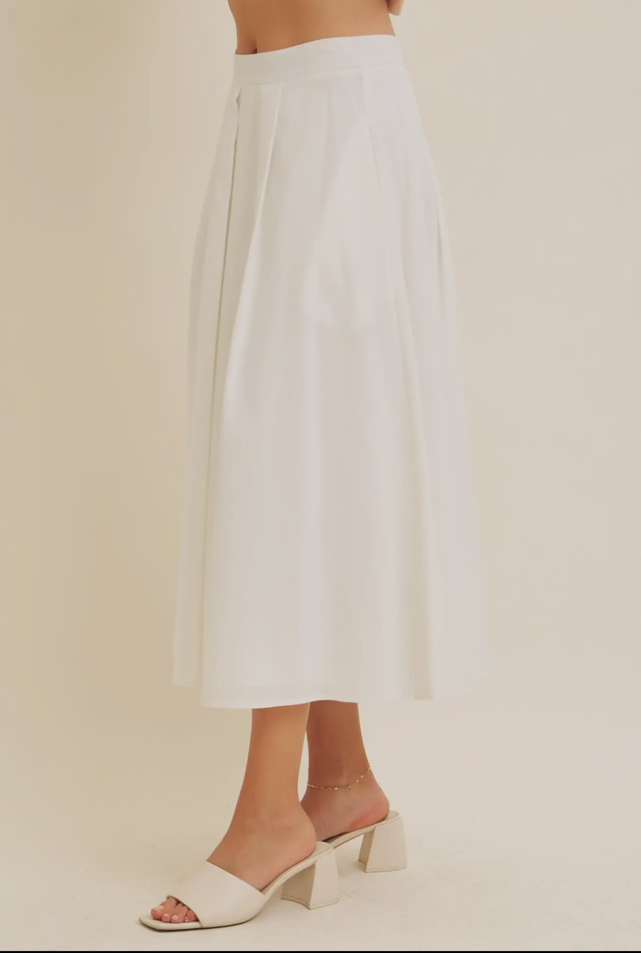 Leah Gracefully Classic Linen-Blend Pleated Midi Skirt