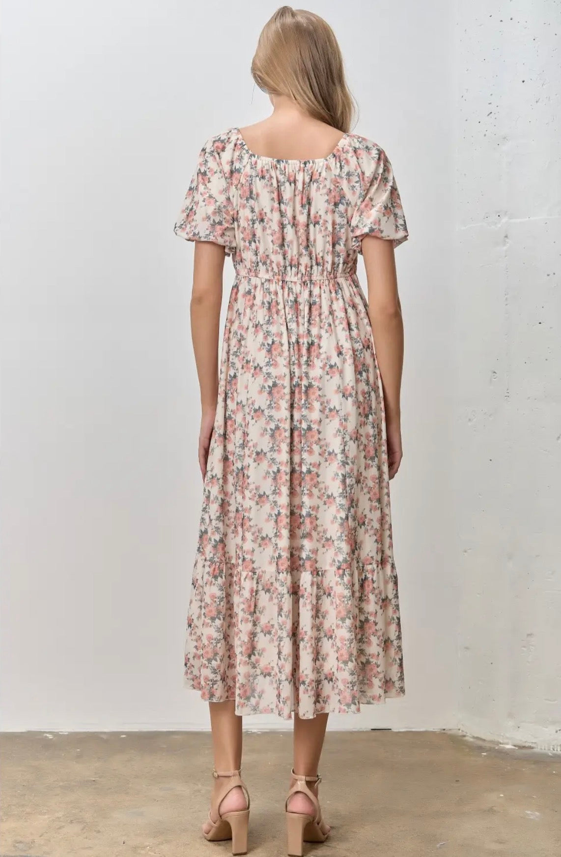 THE LUCIANA DRESS IN BEIGE